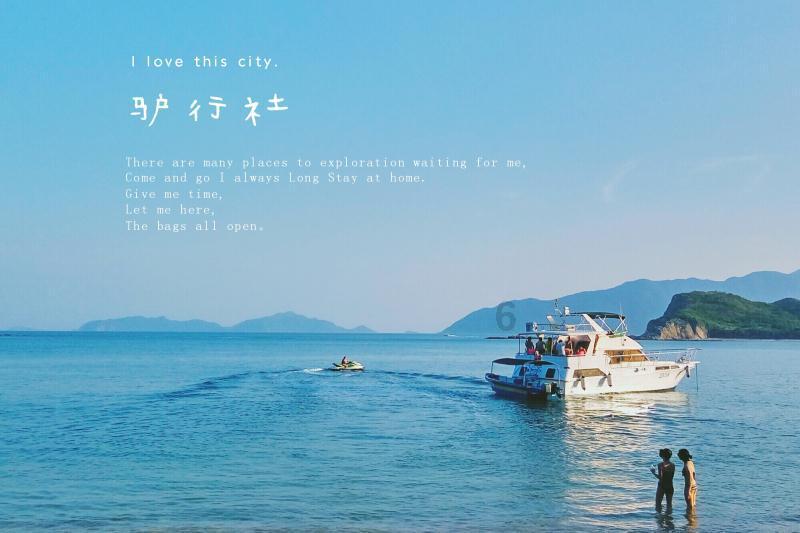 他不仅是位诗人，也是一位外交官，还是梁启超的导师