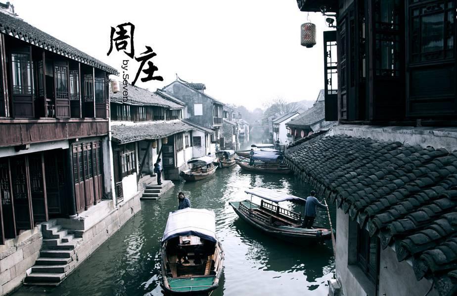 逃离昏暗的废弃城